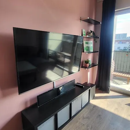 Rzeczanska Poznan, 50m2, Dwie Sypialnie Z Salonem I Aneksem Kuchennym, Balkon, Parking Podziemny, Czwarte Pietro, Winda, Nowy Blok Apartment Posen