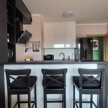 Rzeczanska Poznan, 50m2, Dwie Sypialnie Z Salonem I Aneksem Kuchennym, Balkon, Parking Podziemny, Czwarte Pietro, Winda, Nowy Blok * Posen