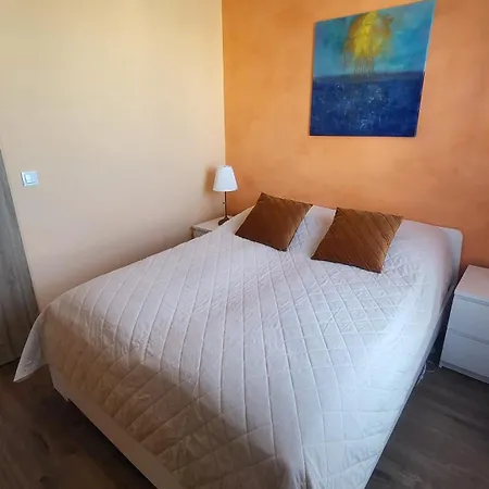 Rzeczanska Poznan, 50m2, Dwie Sypialnie Z Salonem I Aneksem Kuchennym, Balkon, Parking Podziemny, Czwarte Pietro, Winda, Nowy Blok Apartment Poznan