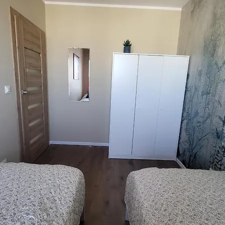 Rzeczanska Poznan, 50m2, Dwie Sypialnie Z Salonem I Aneksem Kuchennym, Balkon, Parking Podziemny, Czwarte Pietro, Winda, Nowy Blok Apartment *