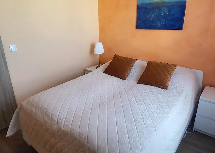 Rzeczanska Poznan, 50m2, Dwie Sypialnie Z Salonem I Aneksem Kuchennym, Balkon, Parking Podziemny, Czwarte Pietro, Winda, Nowy Blok Apartment Posen