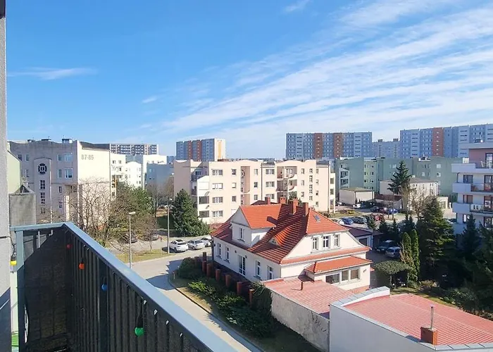 Apartment Rzeczanska Poznan, 50m2, Dwie Sypialnie Z Salonem I Aneksem Kuchennym, Balkon, Parking Podziemny, Czwarte Pietro, Winda, Nowy Blok Posen